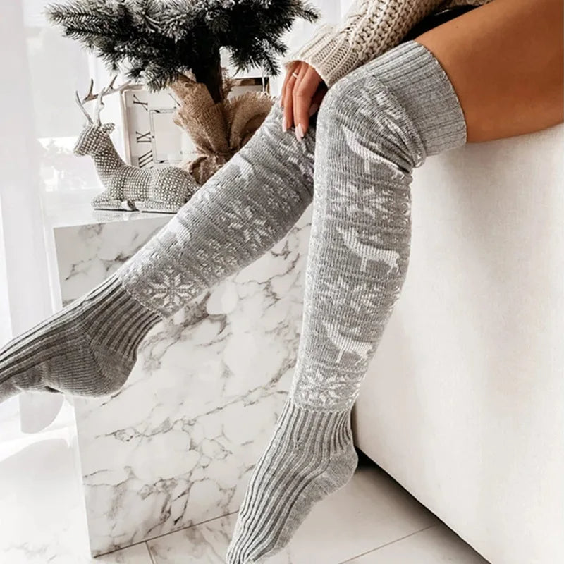 Chaussettes longues décontractées en tricot chaud de Noël pour femme avec motif jacquard cerf et flocon de neige, au-dessus du genou, taille unique, pour cadeaux