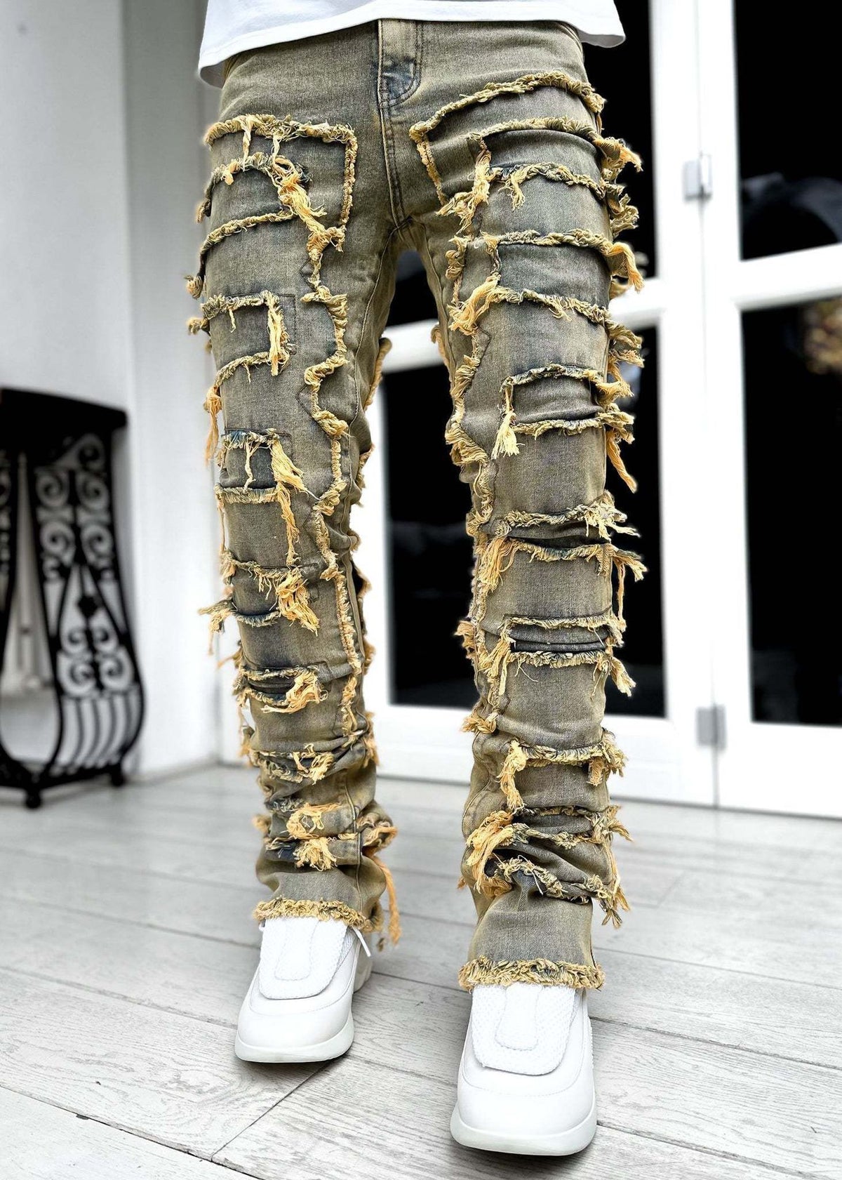 Pantalon déchiré à franges, avec patchs individuels, coupe longue ajustée, jean superposé pour hommes