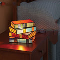 Lampe de chevet empilée en forme de livres, artisanat en résine, lampe de bureau empilée en forme de livres, lampe de lecture de table en vitrail décorative