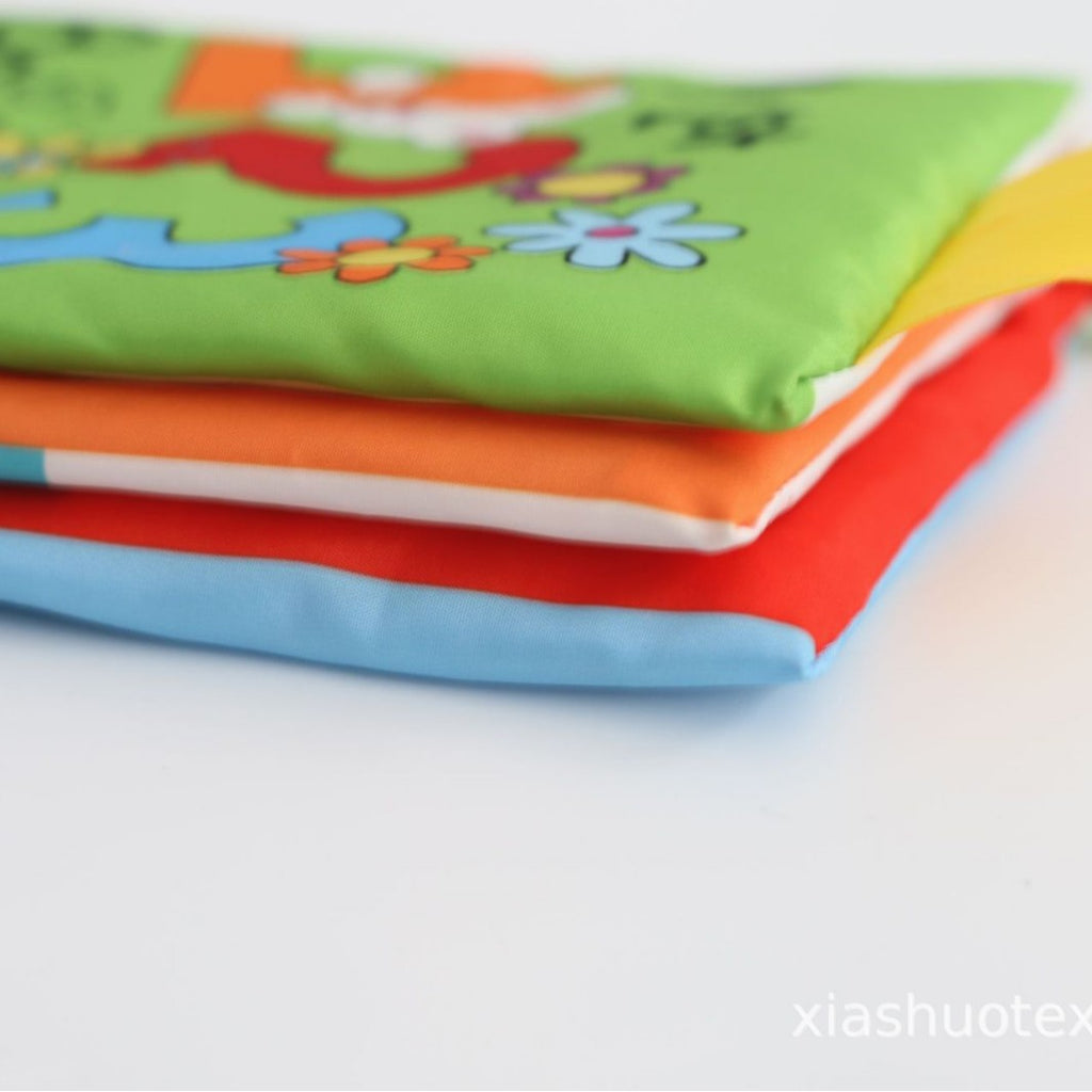 Livre en tissu pour bébés, livre de jouets indéchirable et mordable pour l'éducation précoce, livre éducatif pour bébés de 6 mois, carte de lecture numérique