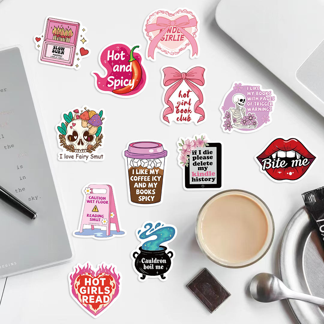 Un assortiment de 50 autocollants fantaisie de lecture de dessins animés pour graffitis érotiques, guitare décorative, carnet de notes, bagages, DIY, vente en gros.