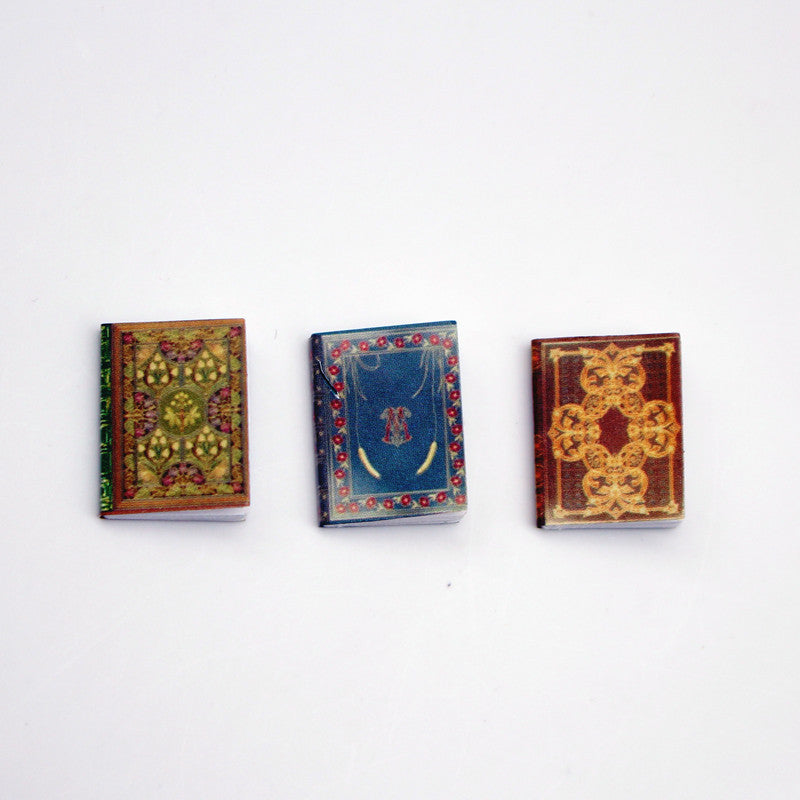 Mini-maison de poupée 1:12 livres classiques, accessoires de maison de poche, accessoires de tir de scène BJD