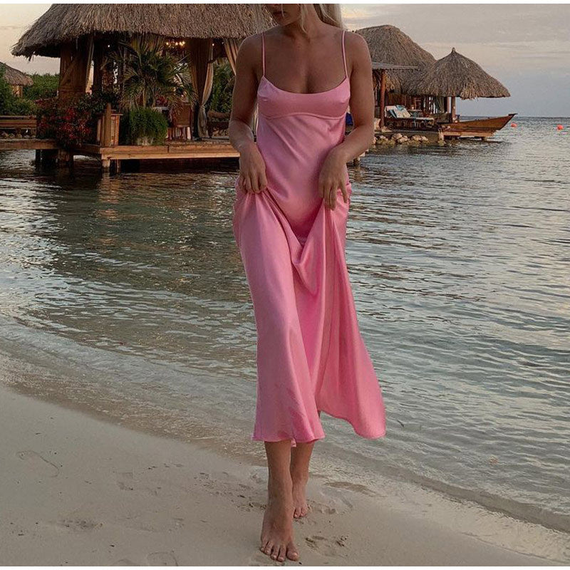 Robe longue satinée femme Élégante sans manches à bretelles fines, Robe de soirée sexy décontractée sans dos pour l'été